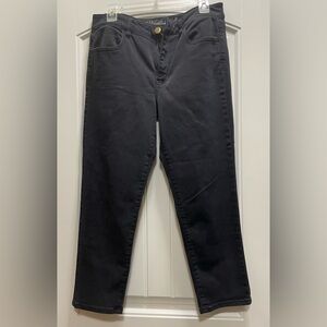 American Eagle Women’s Black High Rise Jegging Crop size 14